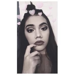 Meet your Posher, Esmeralda